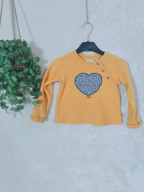 💎 Jersey amarillo con motivo de corazón • 23 meses • Obaïbi 💎 – photo 2